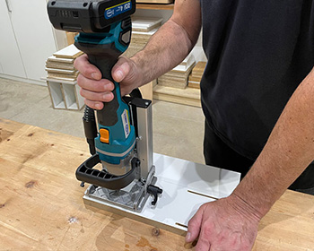 Соединение по пласти с помощью фрезера аккумуляторного от Virutex (Испания), рисунок 2 (артикул 7900300)