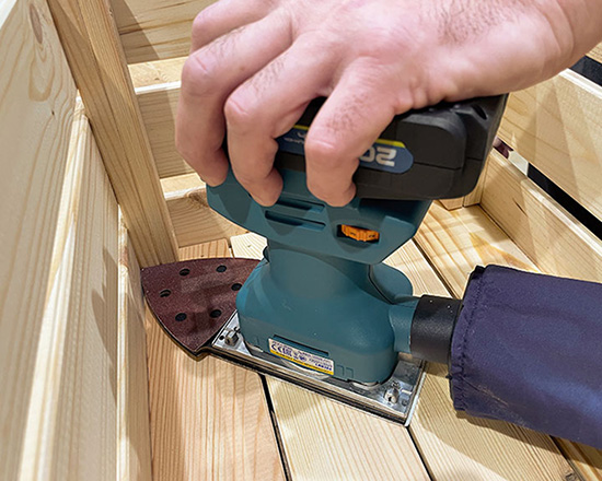 Отверстия для сбора пыли машинкой шлифовальной аккумуляторной от Virutex (Испания), рисунок 4 (артикул 8400800)