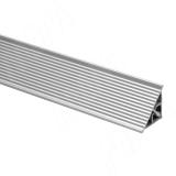 Плинтус алюминиевый треугольный L=3м, рифленый, серебро 67.300R.MR