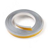 Плинтус уплотнительный универсальный со скотчем, 5 м., серый