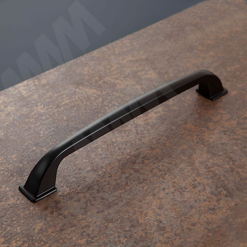 Ручка-скоба 160мм черный матовый фото товара 2 - BH.18.160.BLM