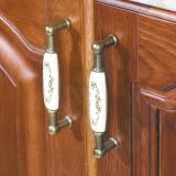 Ручка-скоба 96мм бронза состаренная/керамика золотые узоры UP213AB/MLK, фото 1