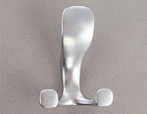 Трехрожковый крючок HK.40 от PULSE в цвете матовый хром