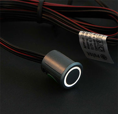 Врезной сенсорный диммируемый выключатель от PULSE со световой индикацией