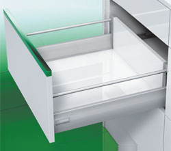 Ящик DWD XP с наращиванием рейлингом от GRASS